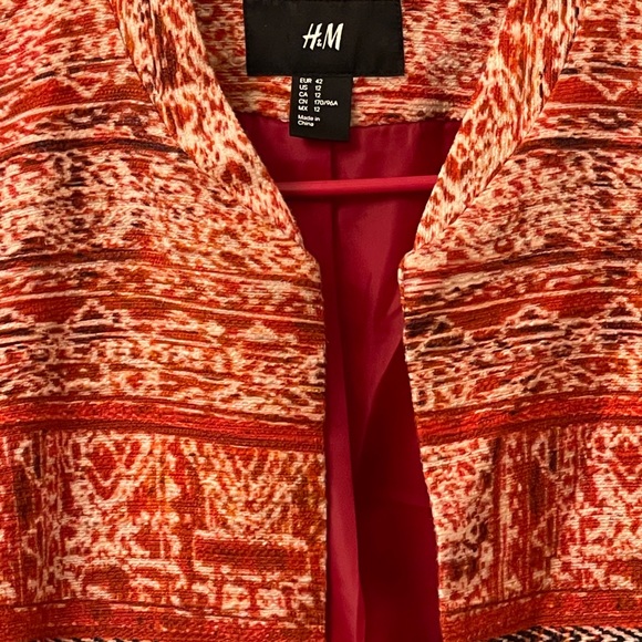 H&M Aztec blazer, size 12 - Picture 4 of 6